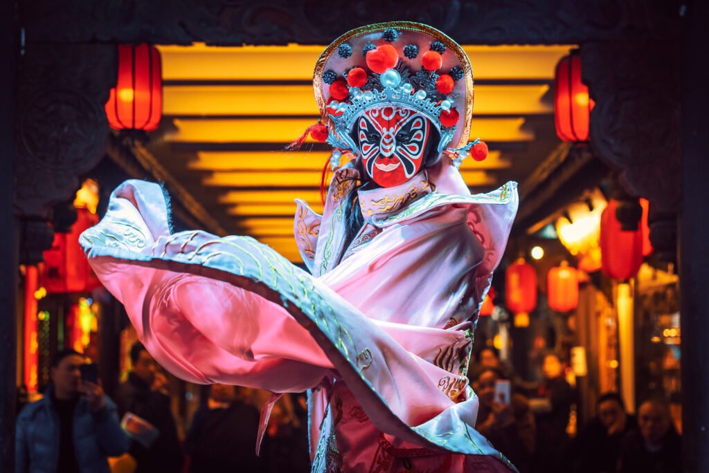 Chinese actress performs a traditional face-changing show #2