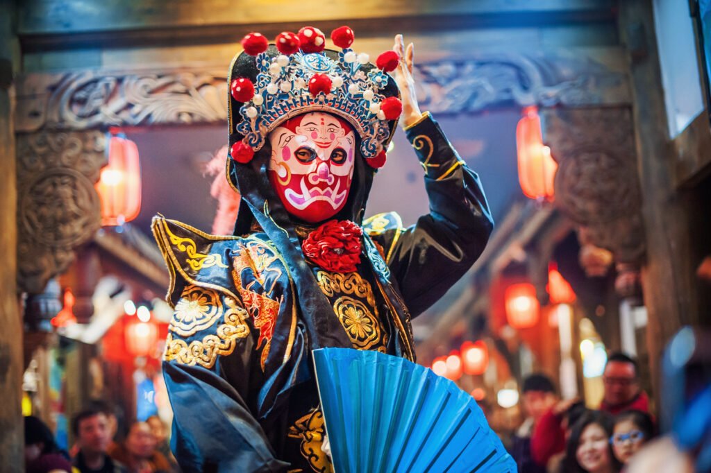 Chinese actor performs a traditional face-changing show #6