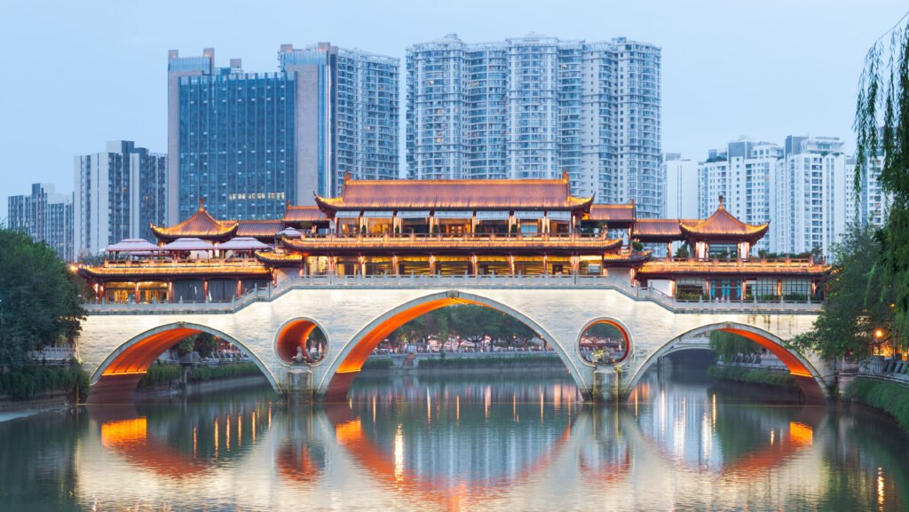 Chengdu Anshun bridge at dusk